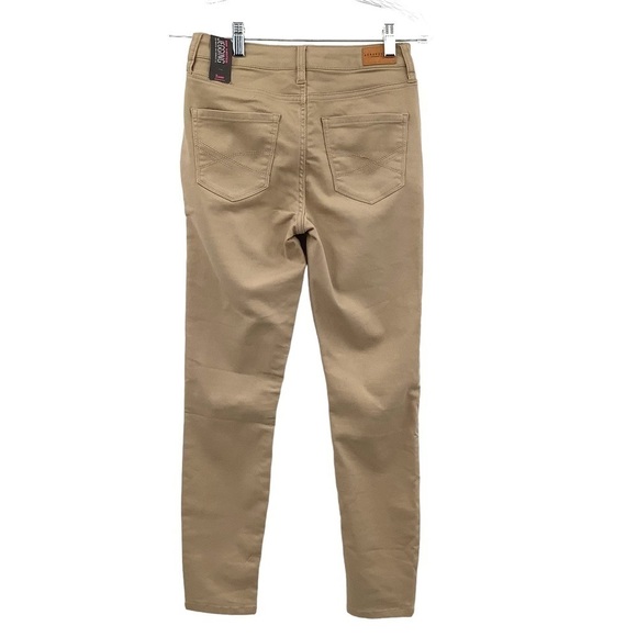 Aeropostale High Waisted Jegging NWT 2 Short - Picture 2 of 12